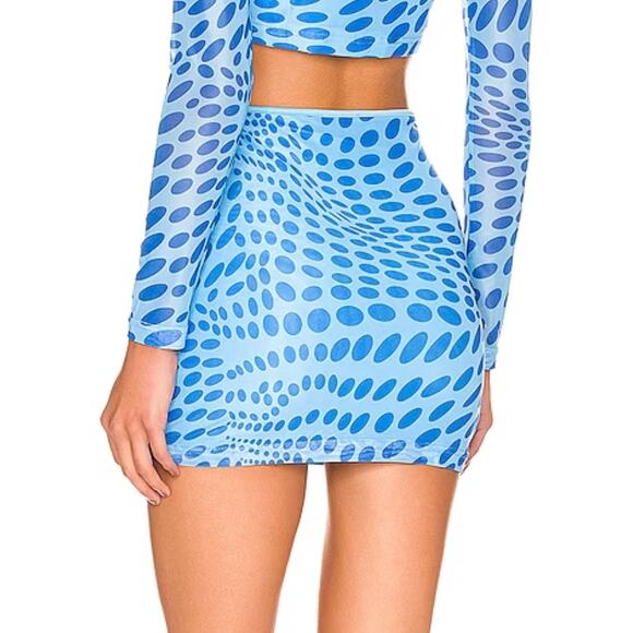 Superdown Bridgetta Mini Skirt in Blue Dot NWOT Size Small - Picture 3 of 3